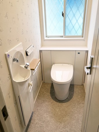 トイレ空間がすっきりするキャビネット付リフォレ 世田谷区U様邸 トイレ空間がすっきりするキャビネット付リフォレ 世田谷区U様邸